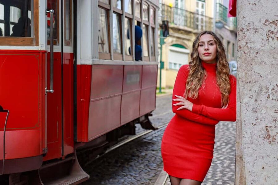 Lisbon: Photoshoot with a Professional Local Photographer - Lisbon Cathedral and Viewpoint Stops: History Plus Height