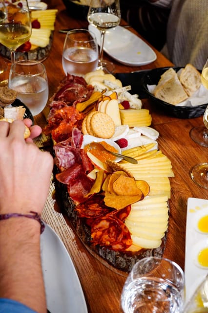 Lisbon: Premium Wine and Tapas Tasting Session - The pairing strategy is the real “tour guide”