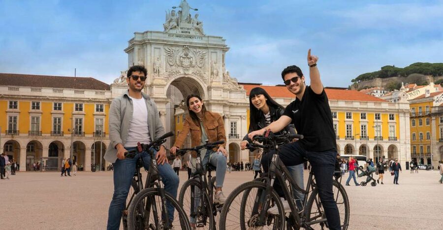 Lisbon: Private Boat Trip, Guided Walking Tour, Bike & Tram - Getting bearings fast at Praça Dom Pedro IV