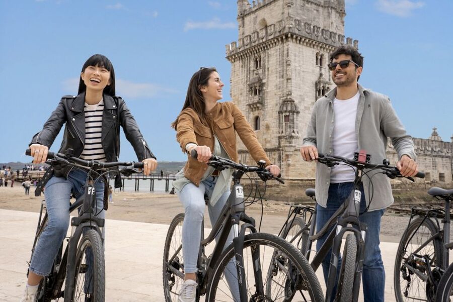 Lisbon: Private Boat Trip, Guided Walking Tour, Bike & Tram - Bike the Tagus to Belém: flat paths, big landmarks