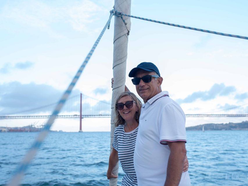 Lisbon: Private Boutique Boat Tour – Sail in Style - The Tagus Route in Real Order, From Belem to Alfama
