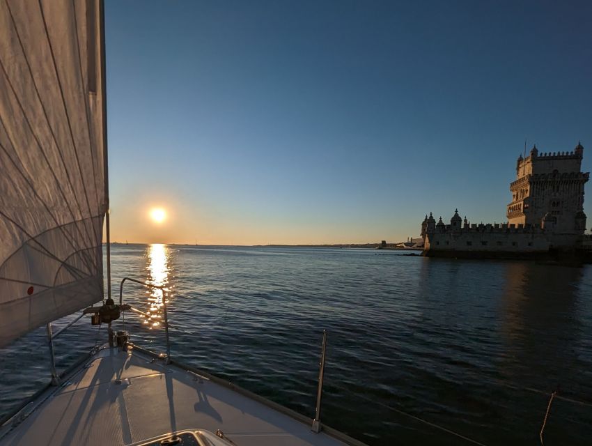Lisbon: Private Boutique Boat Tour – Sail in Style - 25 de Abril Bridge and Cristo Rei, the Mid-Route Wow Factor