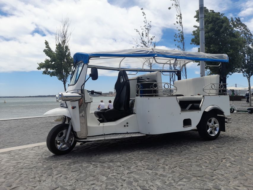 Lisbon: Private Eco Tuk-Tuk Tour for 2 Hours - Key things to know before you go