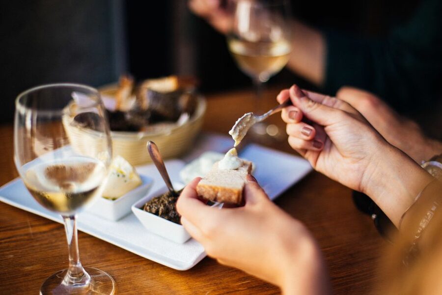 Lisbon: Private Evening Tour with Drinks & Bites in Alfama - Price and Value: Is $95 Worth It for a Private Evening?