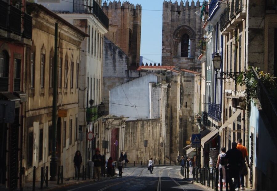 Lisbon: Private Expert City Tour by Eco Tuk Tuk - Key highlights worth planning around