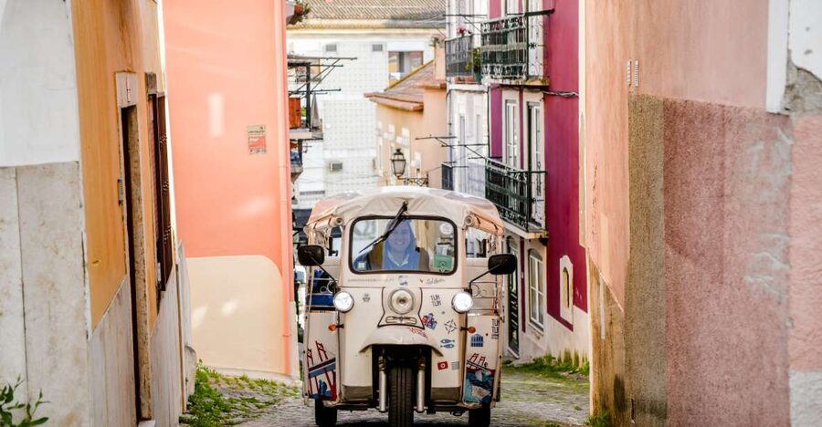 Lisbon: Private Food & Wine City Tour by Eco Tuk Tuk - Electric tuk-tuk meets Portuguese food: what 3 hours really gives you