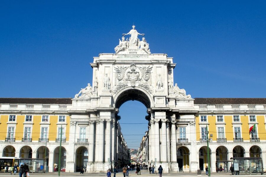 Lisbon: Private Half-Day Tour with Hotel Pickup - Jerónimos Monastery in 45 minutes: the best use of limited time