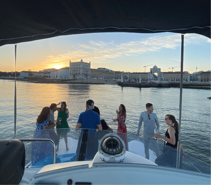 Lisbon: Private Luxury Catamaran Tour with Welcome Drink - The real itinerary rhythm: cruise, photo stops, and the option to swim