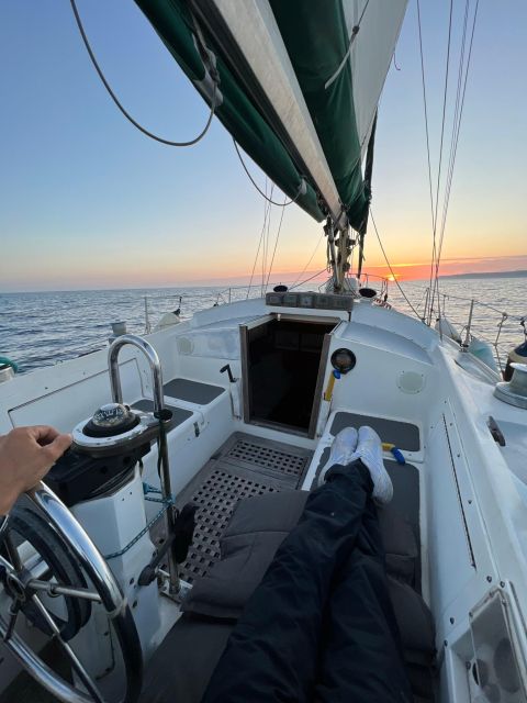 Lisbon: Private Sailing City & Sunset Tour - Key things that make this Lisbon sailing tour worth it