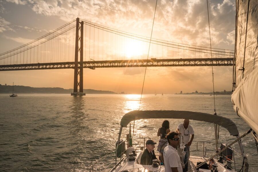 Lisbon: Private Sunset Cruise on the Tagus River with Drink - Final Call: Should You Book This Tagus Sunset Cruise?