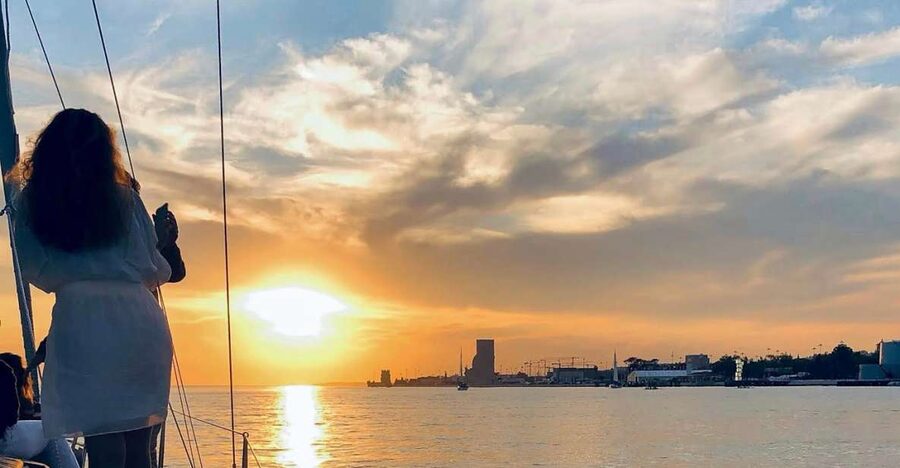 Lisbon: Private Tagus River Sunset Cruise on a Luxury Boat - Entering Lisbon by water: why sunset feels different on the Tagus