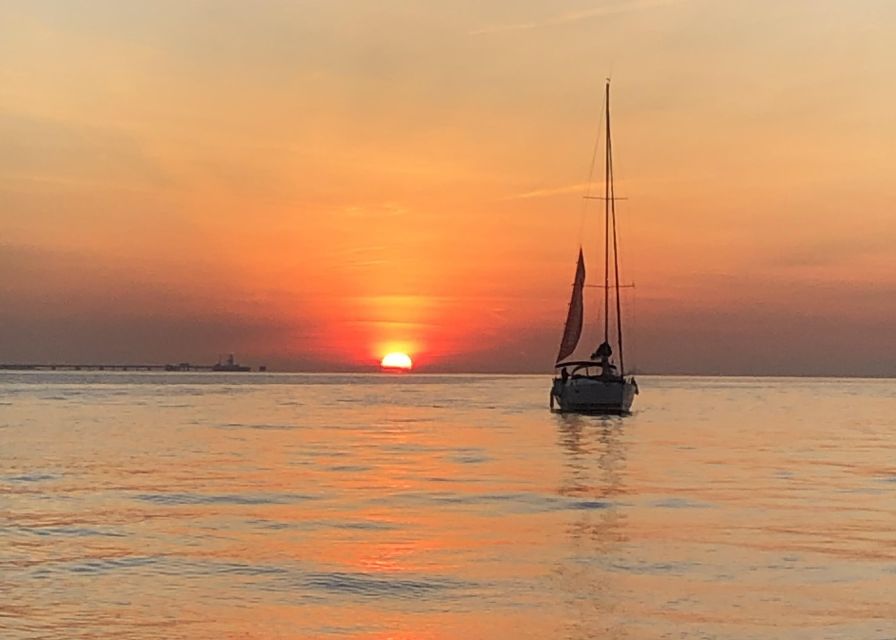 Lisbon: Private Tagus River Sunset Cruise on a Luxury Boat - Belém Tower to Monument to the Discoveries: the classic Portugal postcard route