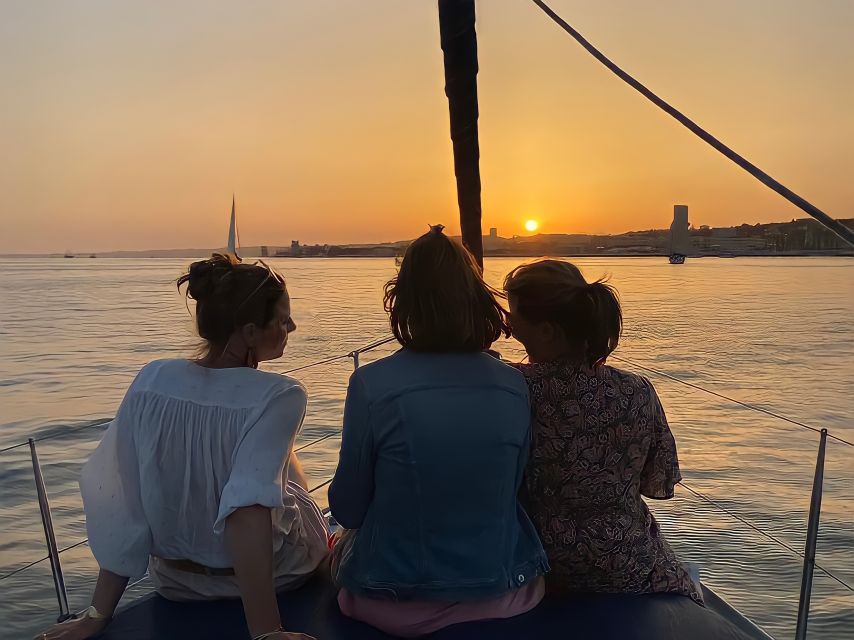 Lisbon: Private Tagus River Sunset Cruise on a Luxury Boat - Alfama and Castle Quarter: the steep streets you can almost picture