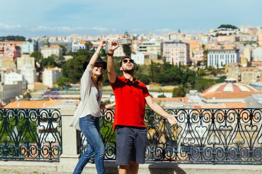 Lisbon: Private Tour with Locals – Highlights & Hidden Gems - Praça do Comércio: the waterfront that explains Lisbon’s swagger