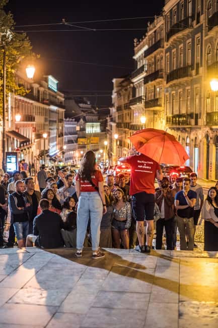 Lisbon: Pub Crawl with Open Bar (Premium Upgrade Available) - Praça Luís de Camões: start smart, then party