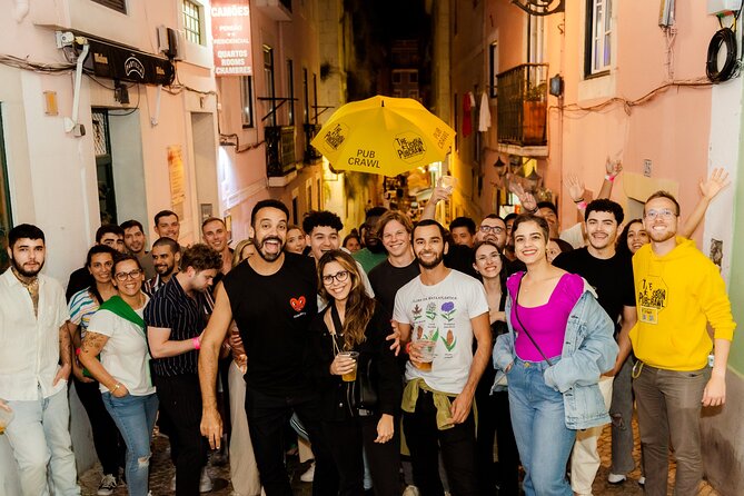 Lisbon: Pub Crawl with Open Bar, Shots & VIP Club Entry - Drinks and upgrades, including the gin vodka whiskey rum option