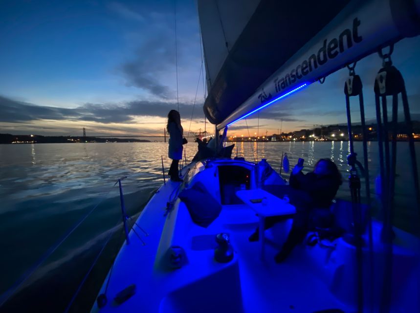 Lisbon: Sailboat Tour w/ Local Guide and Open Bar Green Wine - Sunset sailing versus daytime, and how to pick your departure