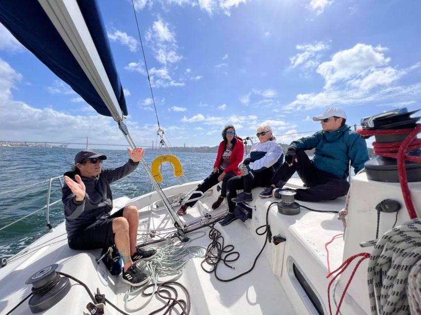 Lisbon: Sailing Sunset - The crew and sailing style that make it feel personal