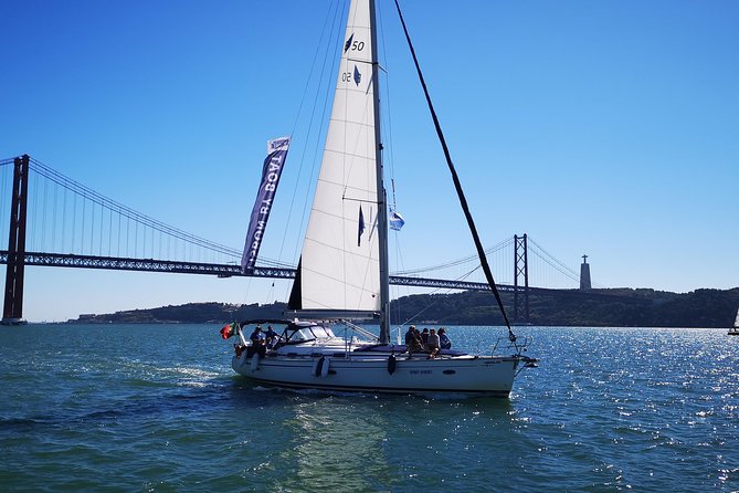 Lisbon Sailing Tour on a Luxury Sailing Yacht with 2 Drinks - Why this 2-hour sailing tour is such a good Lisbon intro