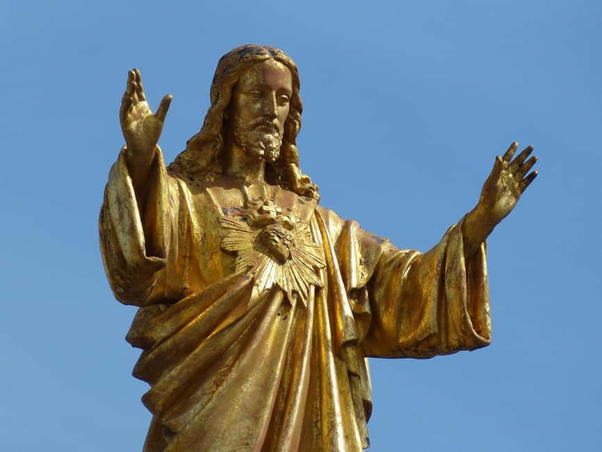 Lisbon: Sanctuary Fátima & Little Shepperd Town Guide Tour - Aljustrel and the little shepherd town: where the story turns human