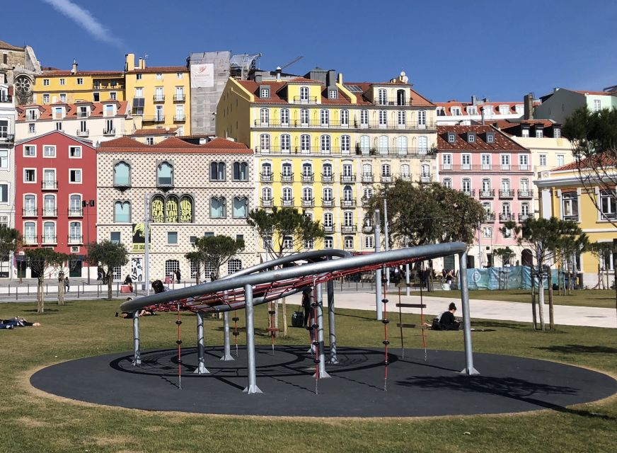 Lisbon: Segway Super Tour - Miradouro da Senhora do Monte to Santa Justa Lift, views in motion