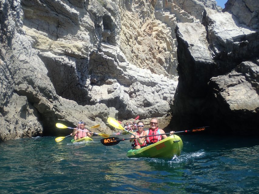 Lisbon: Sesimbra Kayak Discovery Experience - Sesimbra, the Smart Day Trip Base for Lisbon Kayakers