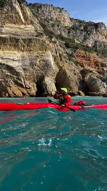 Lisbon: Sesimbra Kayak Discovery Experience - Praia Stop at Ribeiro do Cavalo: Snack Time and a Swim Break