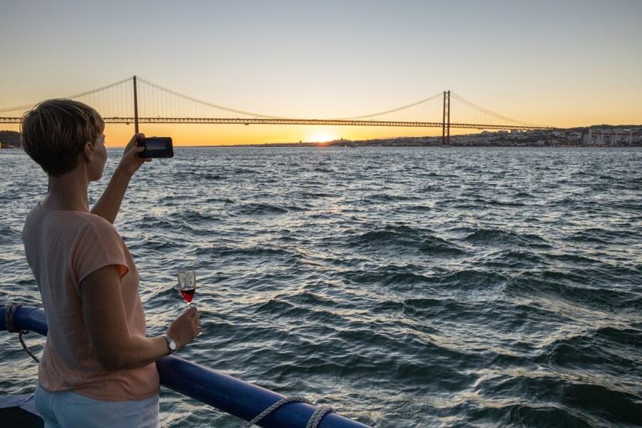 Lisbon: Sightseeing Boat Tour with Hop-On Hop-Off Option - Price and Value: $21 for a Scenic Cruise Plus a Land Option