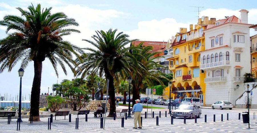 Lisbon, Sintra and Cascais: Full-Day Private Tour - Sintra Town Center, Where the City Looks Like a Storybook