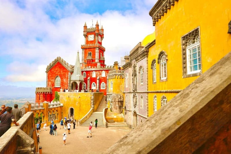 Lisbon: Sintra, Pena, Cascais & Cabo Day Tour With Tickets - Why This Lisbon-to-Coast Day Works So Well