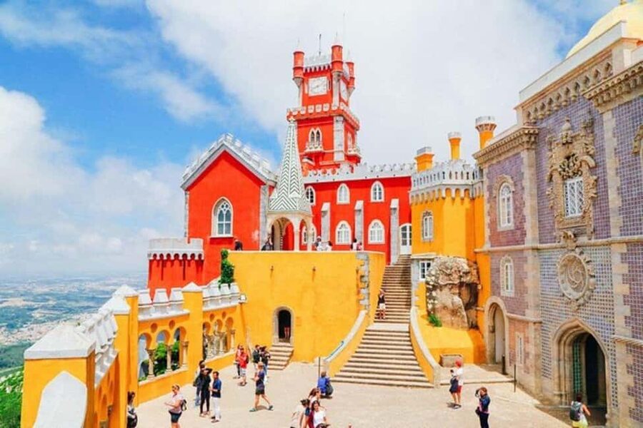 Lisbon: Sintra, Pena, Moorish Castle, Regaleira & Cascais - Key points worth your attention