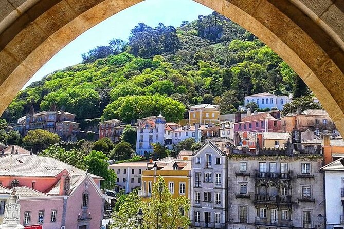 Lisbon: Sintra, Pena Palace, Cape Roca & Cascais - Guided Tour - Pace, Elevation, and How the Group Feels in Motion
