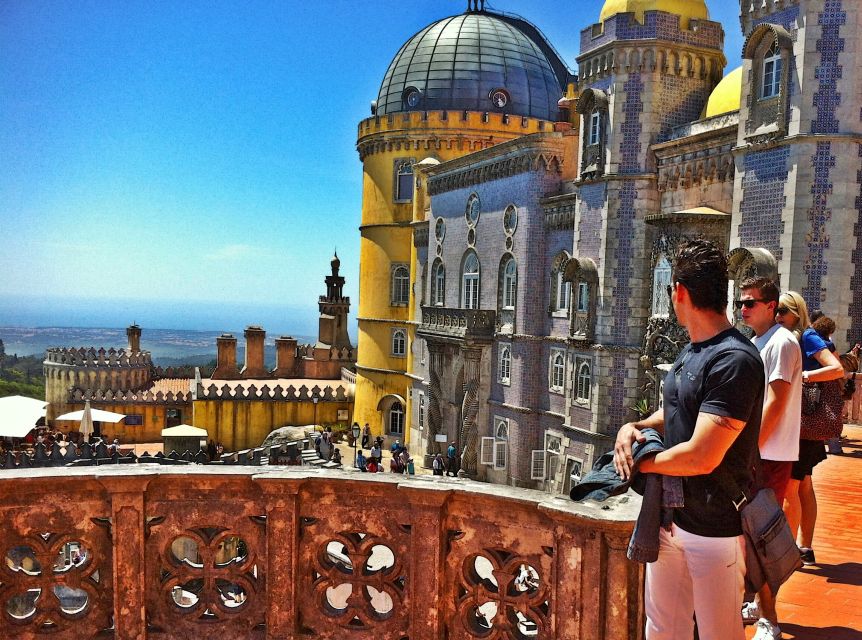 Lisbon: Sintra & Pena Palace Half-Day Tour with Hotel Pickup - Lisbon hotel pickup, then straight into the Sintra rhythm