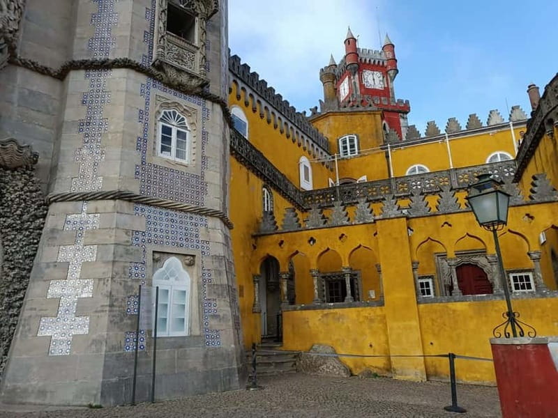 Lisbon: Sintra, Pena Palace, Moorish Castle & Regaleira Tour - Cascais Finish: A Calm Touch After the Castles