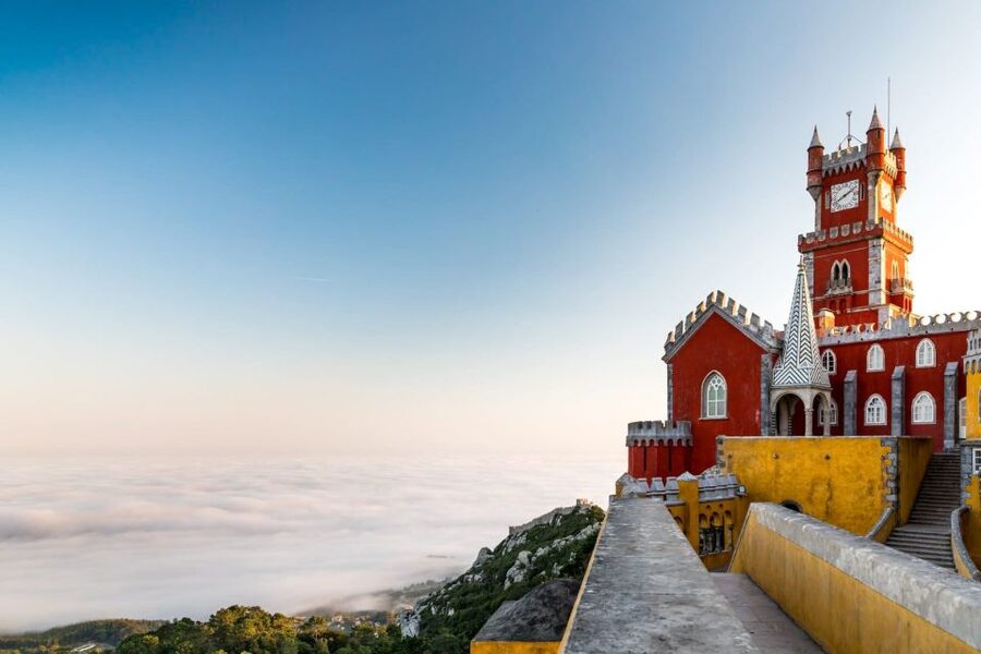 Lisbon: Sintra, Pena Palace, Quinta Regaleira, Cascais Tour - Cascais and Estoril Coast: The Right Amount of Time to Enjoy the Sea