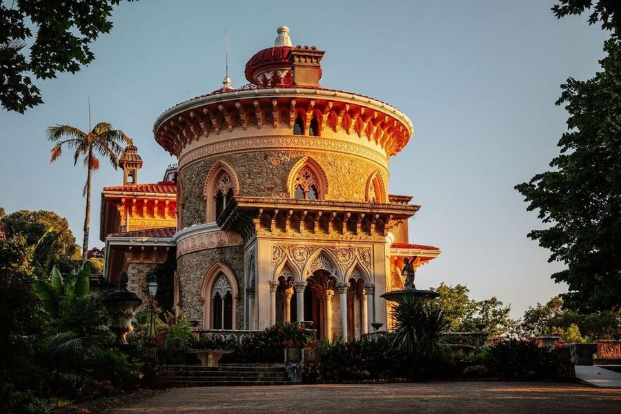 Lisbon: Sintra, Pena Palace, Regaleira & Monserrate Day Trip - Lunch and shopping time in Sintra: don’t rush it