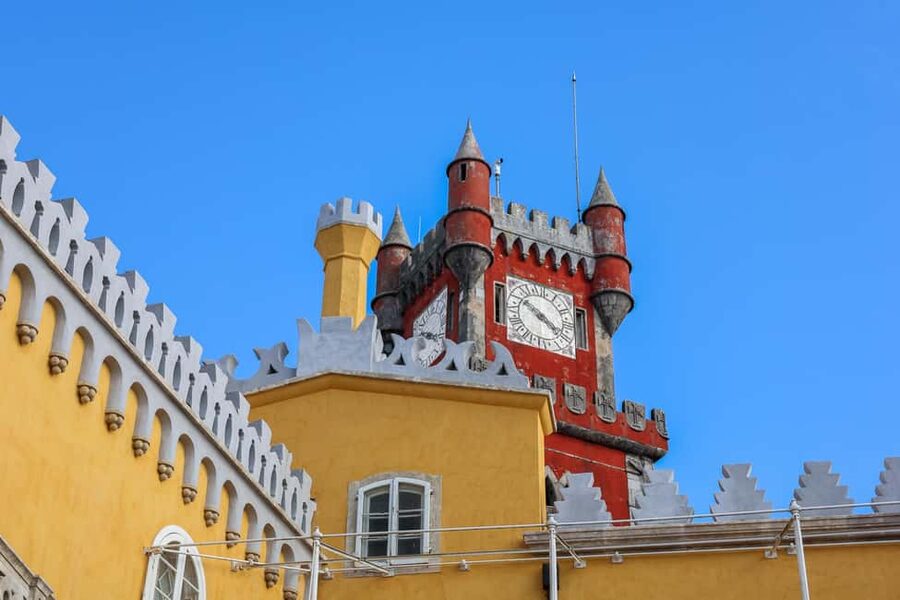 Lisbon: Sintra, Pena Palace & Wine Tasting Small-Group Tour - The Pena walk and how to be ready for it