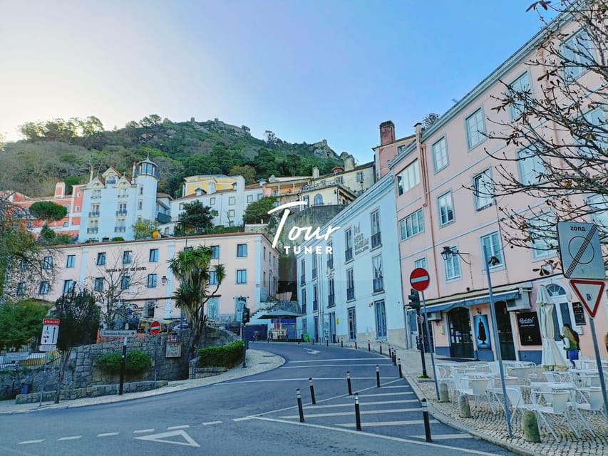 Lisbon: Sintra, Pena, Regaleira, Cabo da Roca & Cascais - Lunch and free time in Sintra: do it like a local, not like a tourist