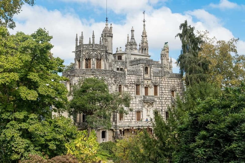 Lisbon: Sintra, Pena, Regaleira, Roca, Cascais (with pickup) - Tips to make the most of the day