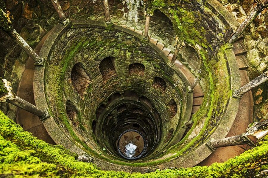 Lisbon: Sintra, Quinta da Regaleira, Cabo da Roca & Cascais - Cascais: elegant seaside pacing and a bay walk that does not feel rushed