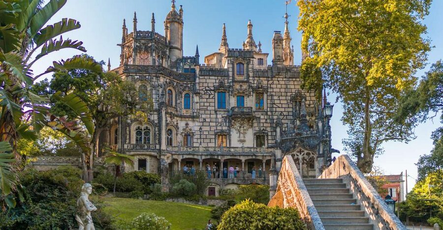 Lisbon: Sintra, Regaleira with ticket guided tour by train - Quinta da Regaleira: more than gardens, it has a purpose