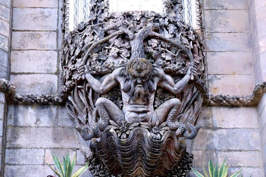 Lisbon: Sintra Village Ghost Stories - Why Sintra at night makes the ghost stories work