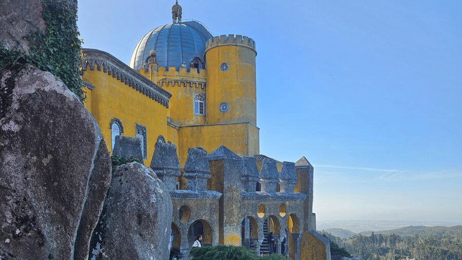 Lisbon: Sintra w/ Pena Palace, Cascais, Cabo Roca & Azenhas - A 9-hour Sintra and Coast loop that actually makes sense