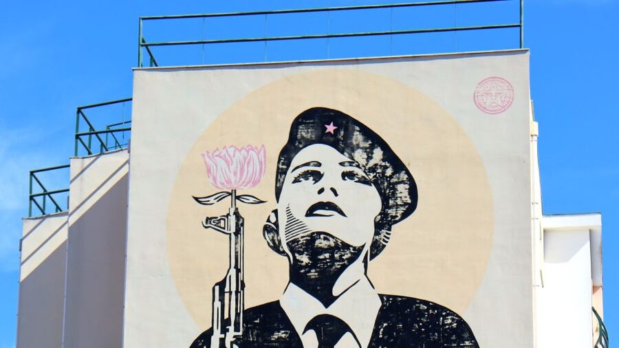 Lisbon: Street Art and Historical Walking Tour - Miradouro Portas do Sol, a lookout that changes your pacing