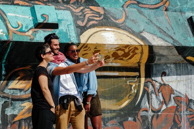 Lisbon: Street Art Tour - Starting in Lisbon: finding Interpress and getting your bearings