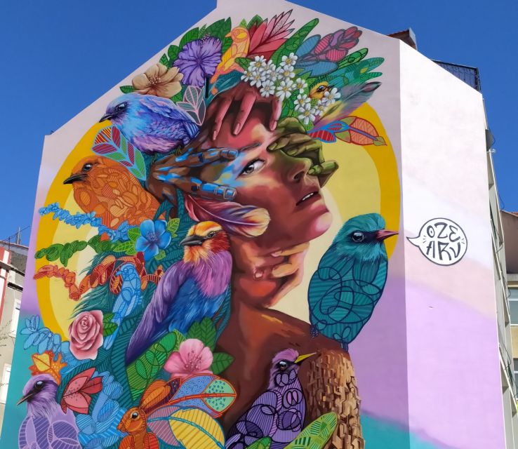 Lisbon: Street Art Walk - Caracol da Graça: Where the City’s Stairs Turn Into a Gallery