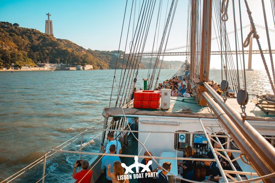 Lisbon: Sunset Boat Party with 2 Drinks and Free Club Entry - Price and value: is $47 a fair deal?