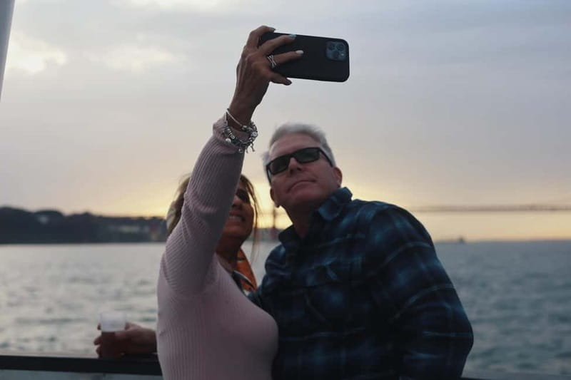 Lisbon: Sunset Boat Tour with Music and Drinks - Price and Value: Is $18 a Good Deal for Lisbon?