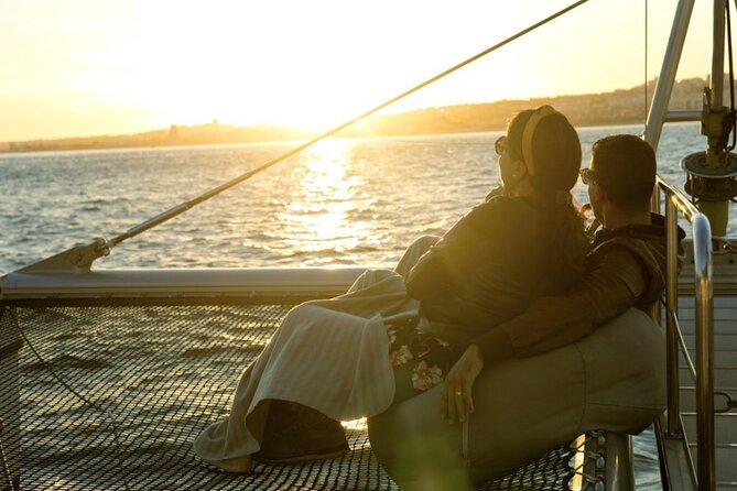 Lisbon : Sunset Catamaran Boat Tour with Music and Drinks - April 25 Bridge, the Tejo, and the big European-bridge brag