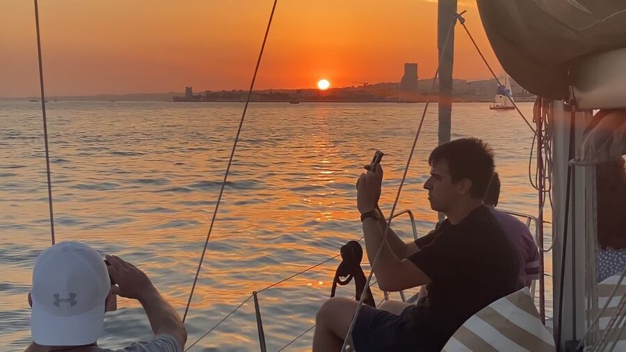 Lisbon: Sunset Cruise with Drinks - Drinks, mixed nuts, and the comfort details that matter on a windy river
